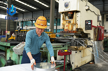 Customizable-in-multiple-alloy-grades,-hardness-states-and-non-standard-sizes,-they-are-widely-used-in-cookware-manufacturing,-l (2)